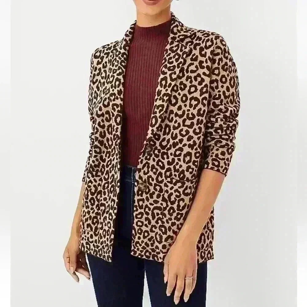 Ann Taylor Leopard print sweater blazer sz S